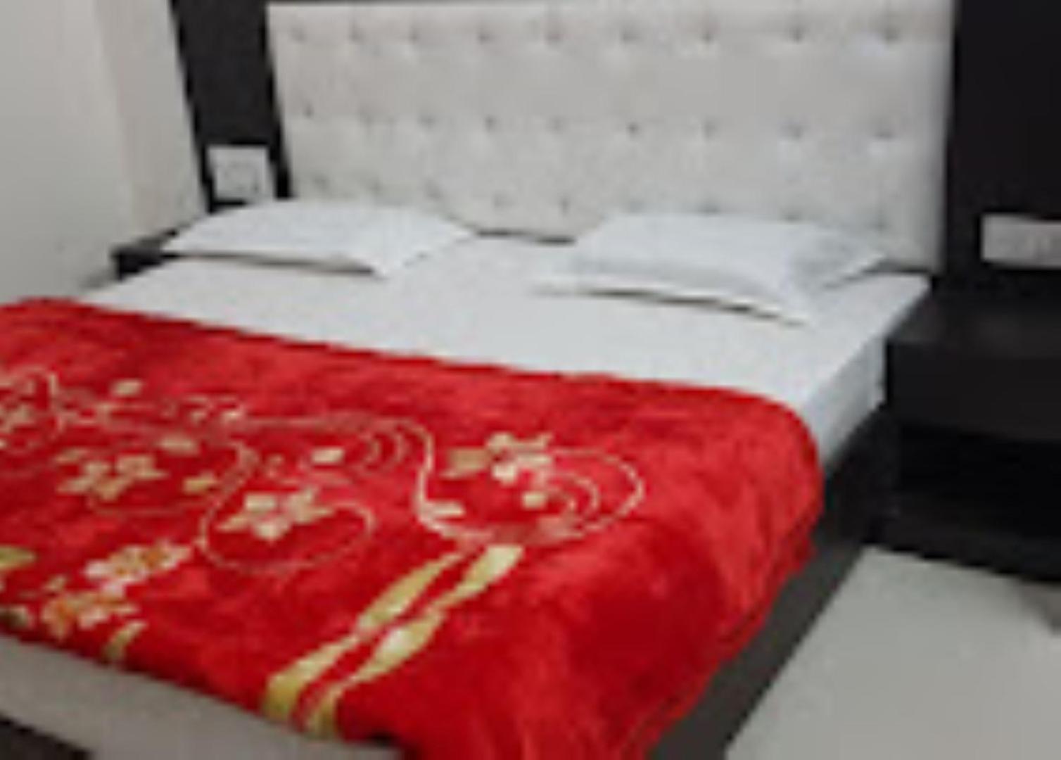 Hotel Mahabir Inn Mathura Exteriör bild
