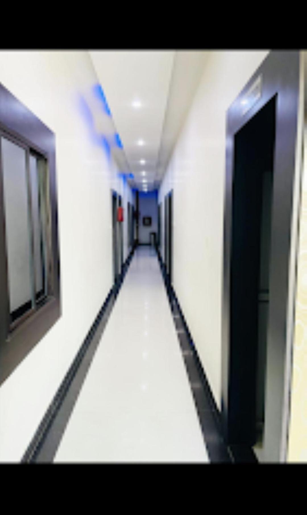Hotel Mahabir Inn Mathura Exteriör bild